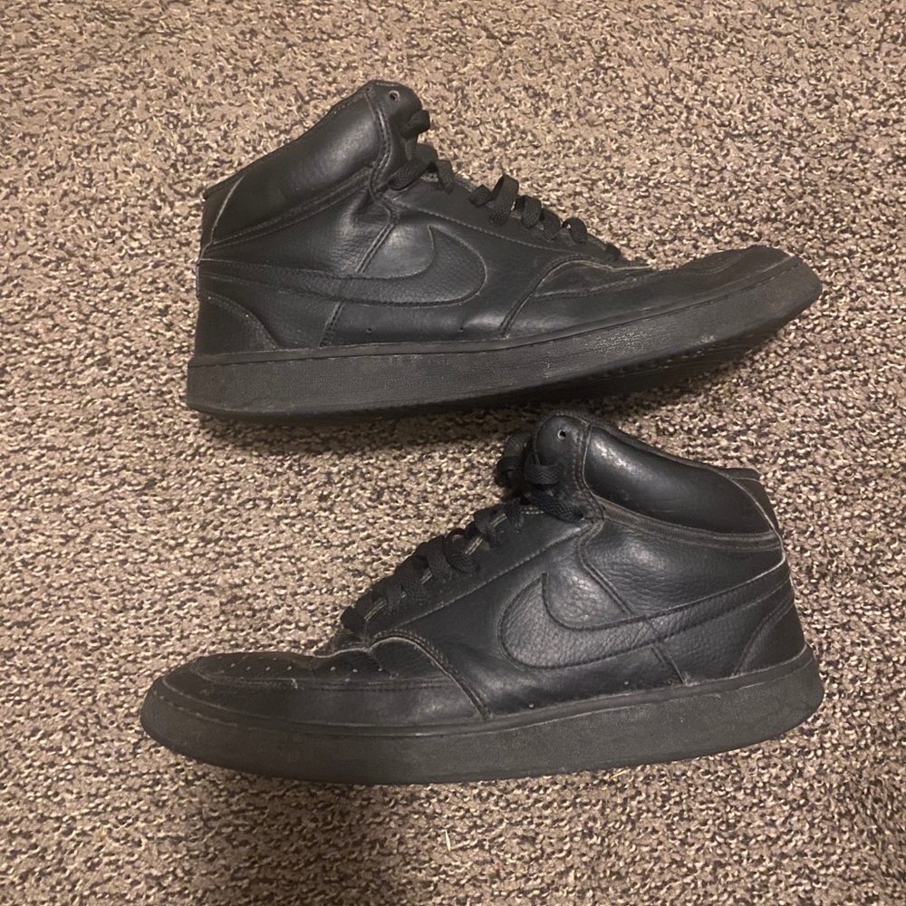 Nike Black Jordan Logo